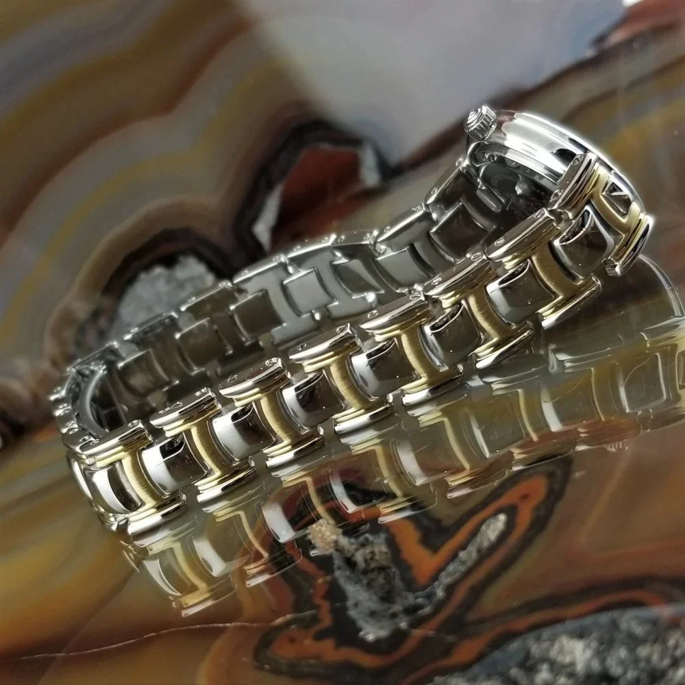 New Vintage Women's GRUEN Gold & Silver Designer Style Bracelet Watch Easy Read